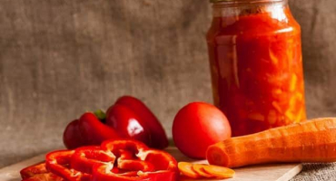 Top 5 receptů na konzervované papriky s mrkví na zimu